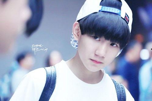 王源吃瓜爆料娱乐节目视频,吃瓜爆料大揭秘